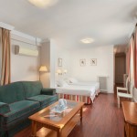 Habitación cuádruple familiar 4 (Hotel Anacapri Granada 2021)